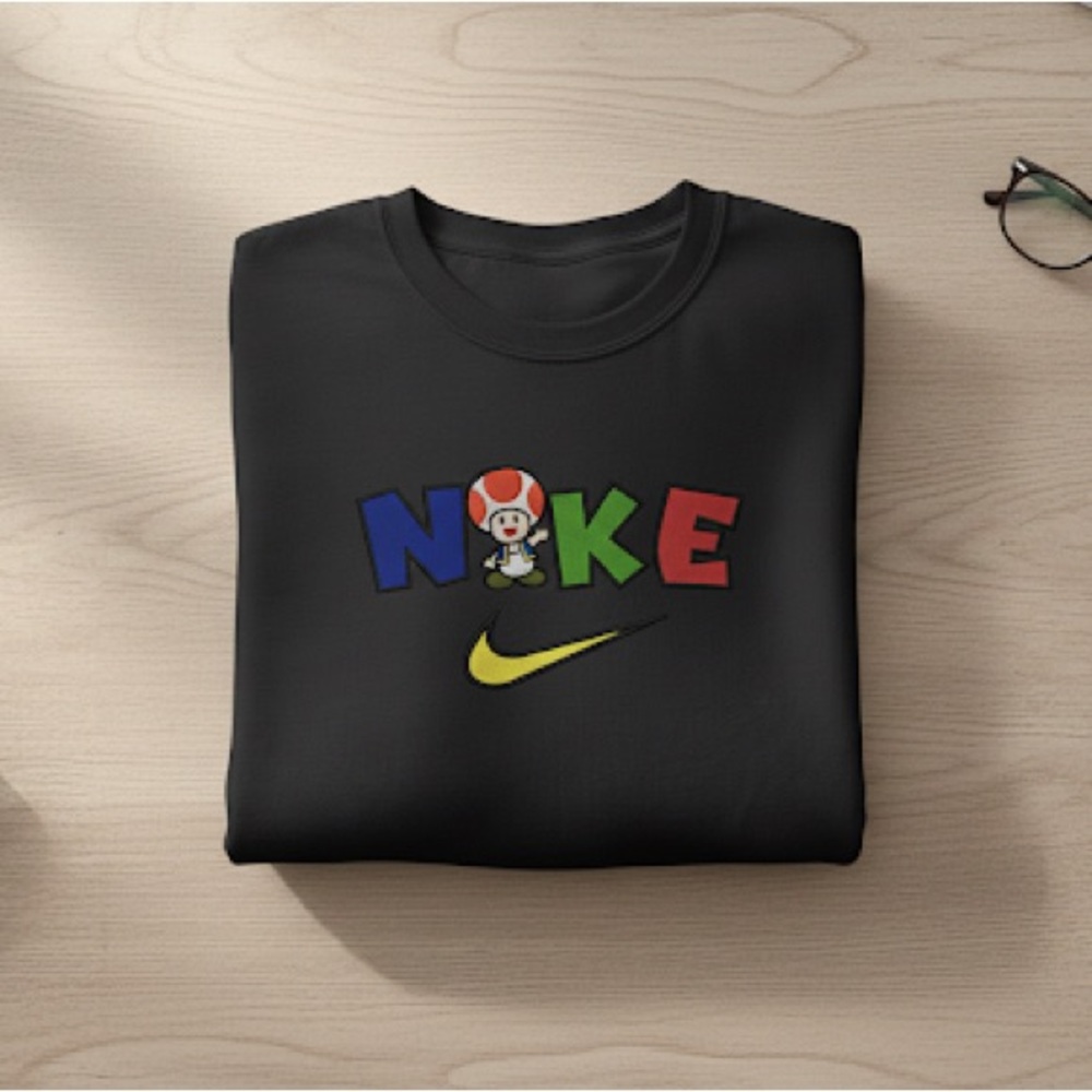 Nike Toad Mario Brothers Black Multicolor Graphic Crewneck Sweater